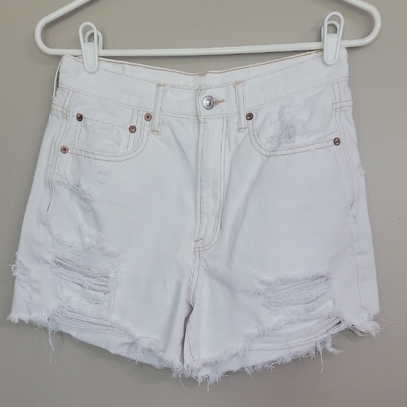 American Eagle Outfitters Pants - American Eagle White Distressed Jean Shorts High-Waisted 90s Boyfriend Size 6